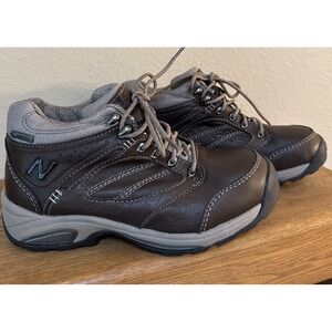 New Balance 1569 Women  US 8.5 Brown Country Walker Lace Up Hiking Boot Gore-Tex